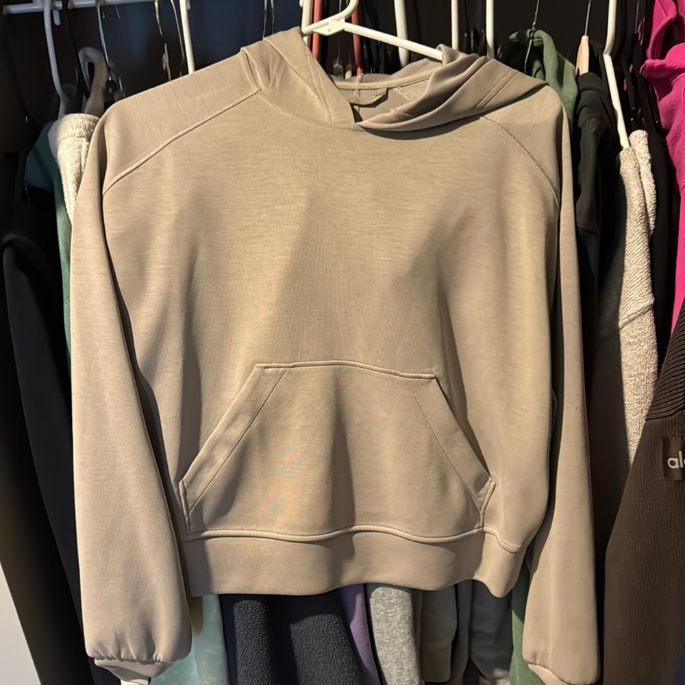 Lululemon Athletica Tan softstreme- Relaxed Fit